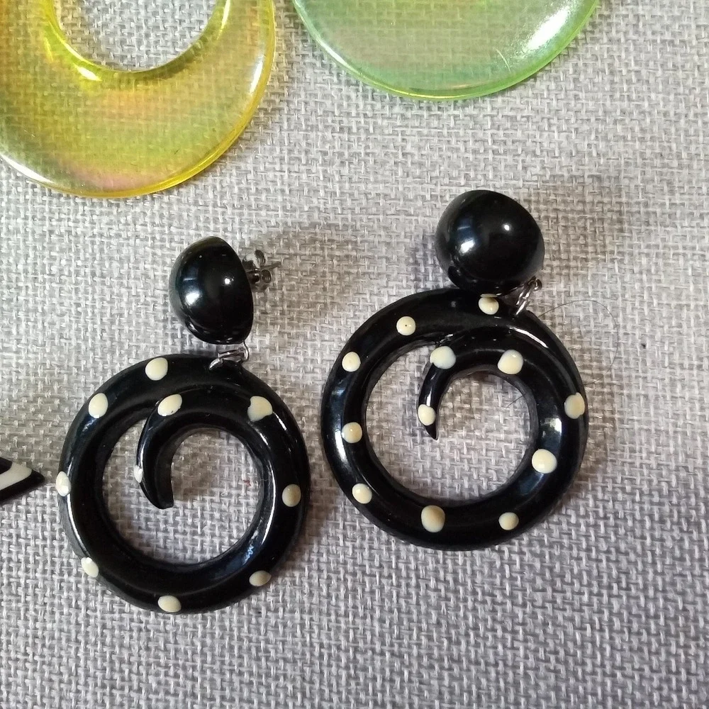Fun Hoop Earrings Set of 9 Colorful Acrylic Boho Statement Jewelry